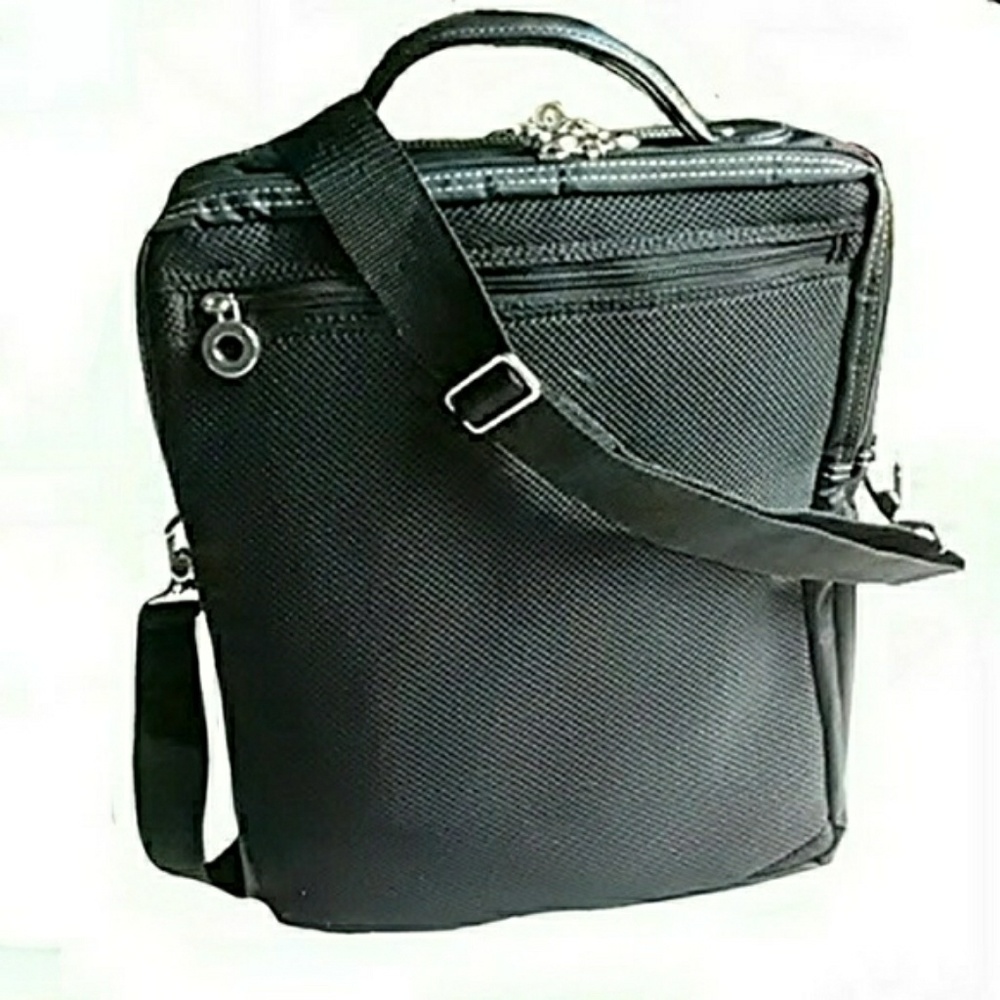 TARGUS BACKPACK  SATCHEL BAG